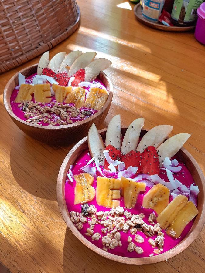 Betah Homestay Banyuwangi バニュワンギ エクステリア 写真
